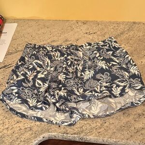American Eagle Outfitters Blue Floral Athletic Shorts